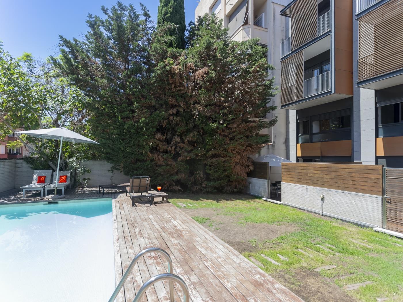 My Space Barcelona Apartment with Terrace and Pool near Park Güell for 8 - My Space Barcelona Apartments